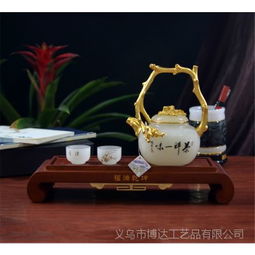白玉琉璃树脂礼品提梁壶 家居美学与匠艺的诗意共鸣